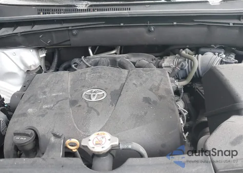 2019 Toyota Highlander Xle from USA, damaged, VIN 5TDJZRFHXKS937210